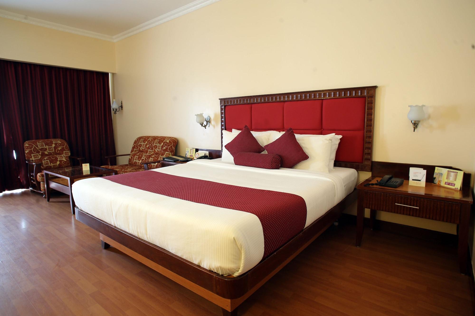 Joys Palace Hotel Thrissur Eksteriør billede