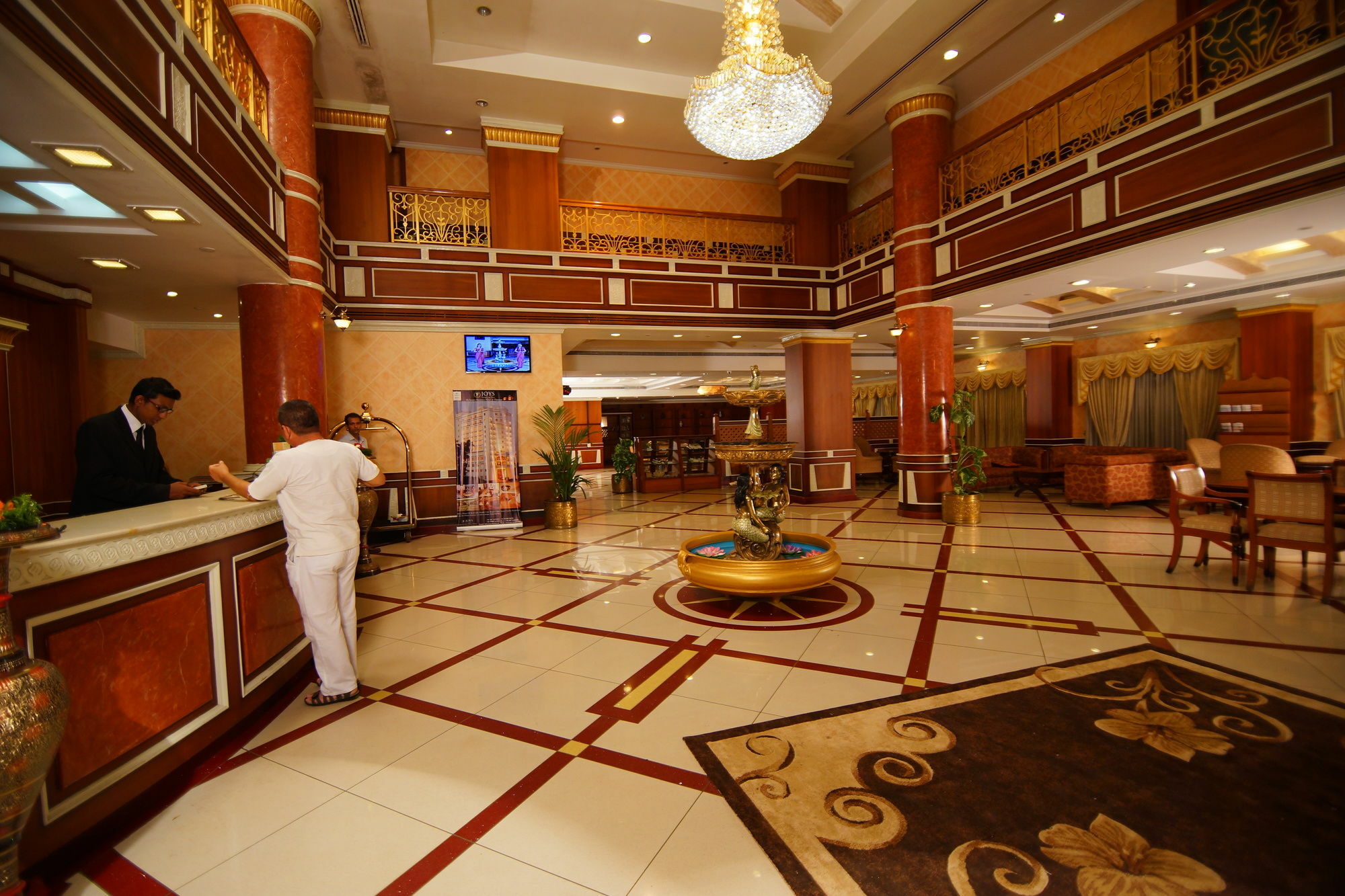 Joys Palace Hotel Thrissur Eksteriør billede
